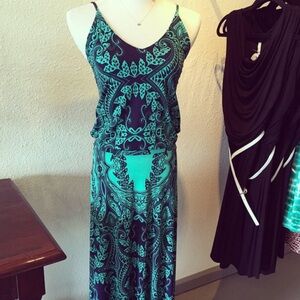 VERONICA M. Maxi Dress